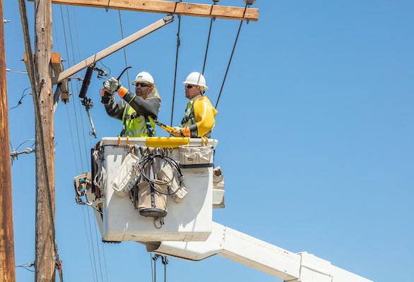 Cheyenne Wyoming lineman